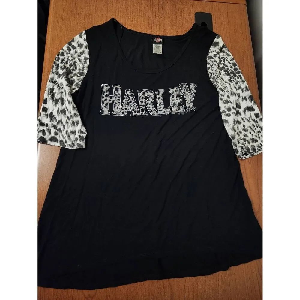 Harley-Davidson LARGE 1/4 Sleeved Shirt black with leopard print on front and sl